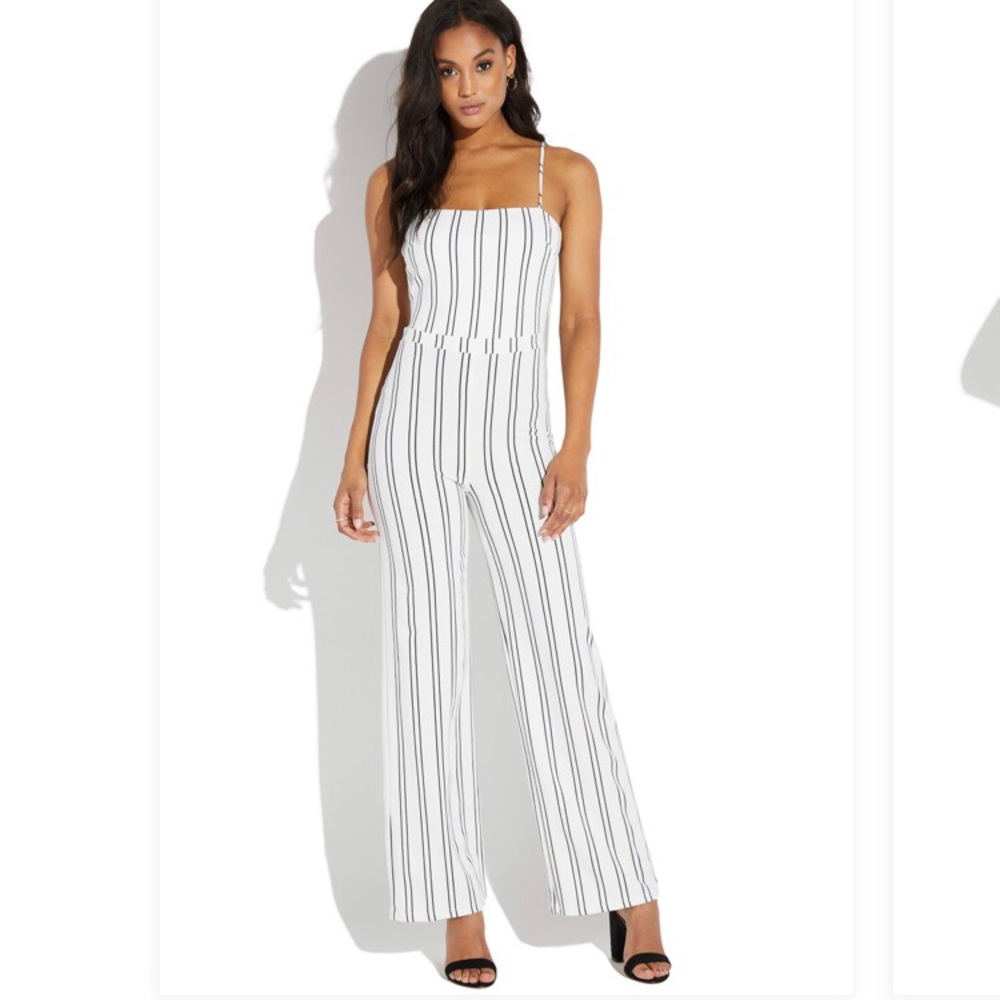 •NEW• Striped back tie Jumpsuit✨✨